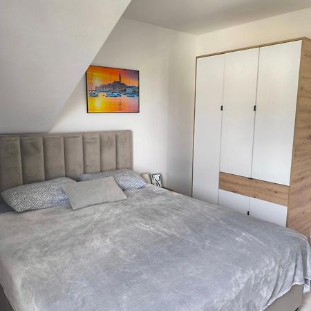 Fuškulin Apartments Erenda מראה חיצוני תמונה