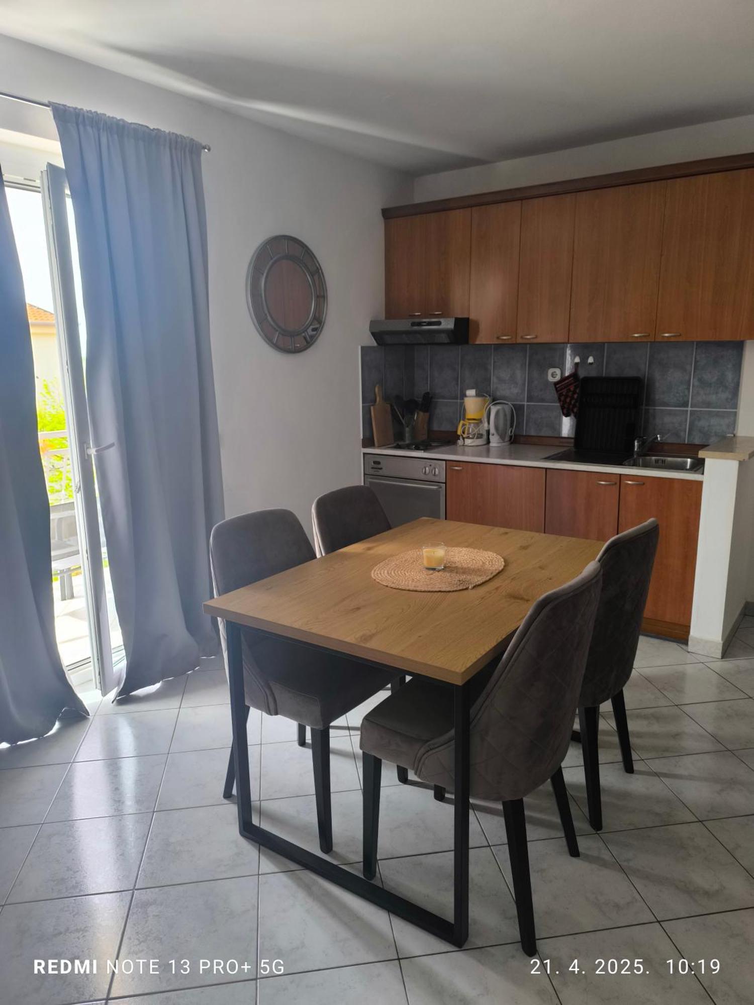 Fuškulin Apartments Erenda מראה חיצוני תמונה